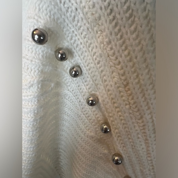 NWOT Cream studded sleeve cardigan only worn once - Picture 6 of 12